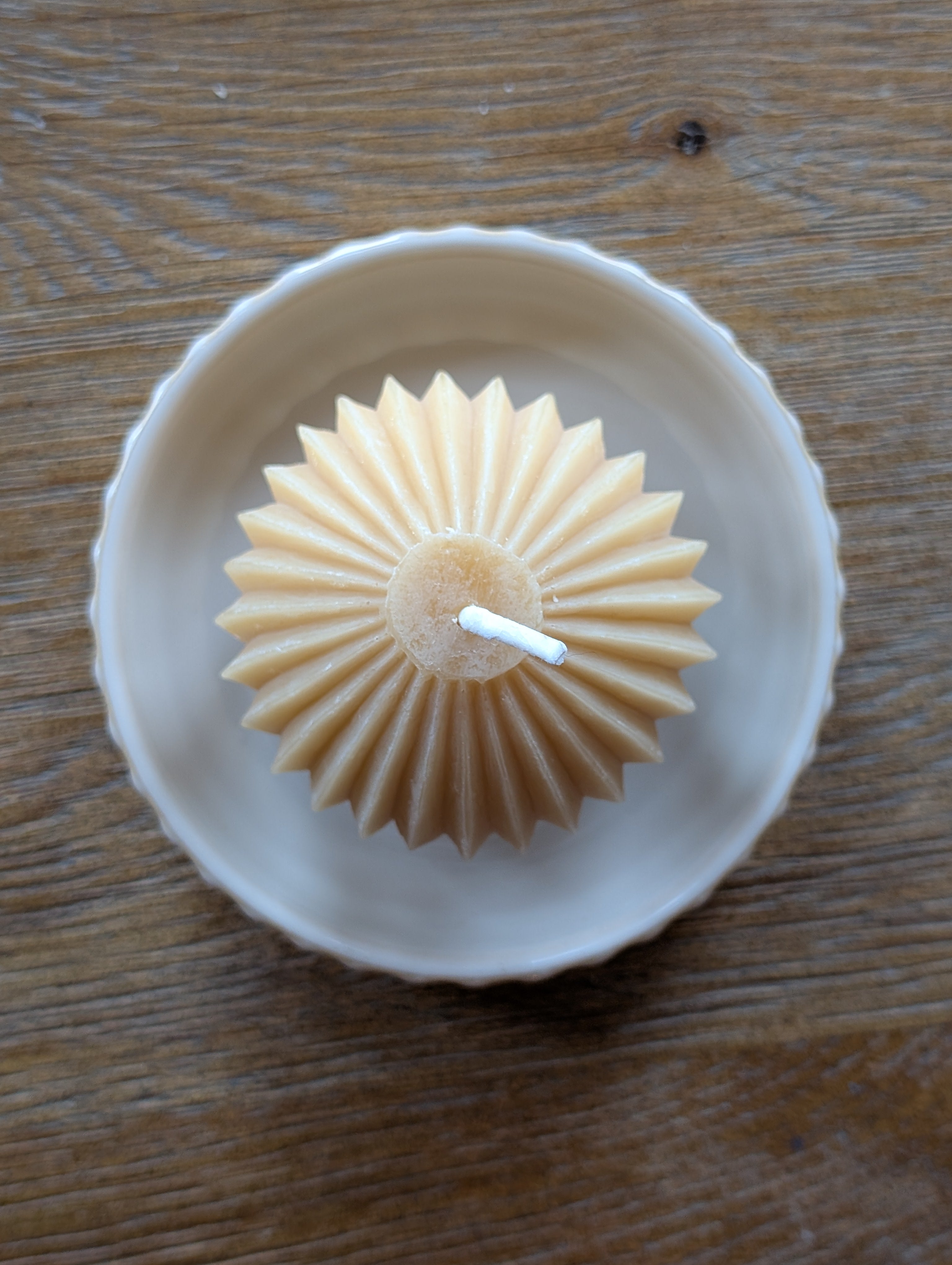 Fluted Sphere - Natural